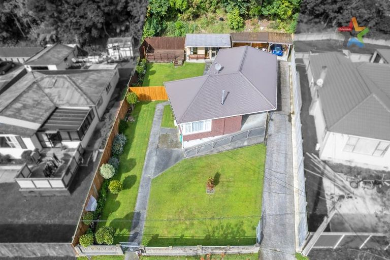 Photo of property in 74 Hine Road, Wainuiomata, Lower Hutt, 5014