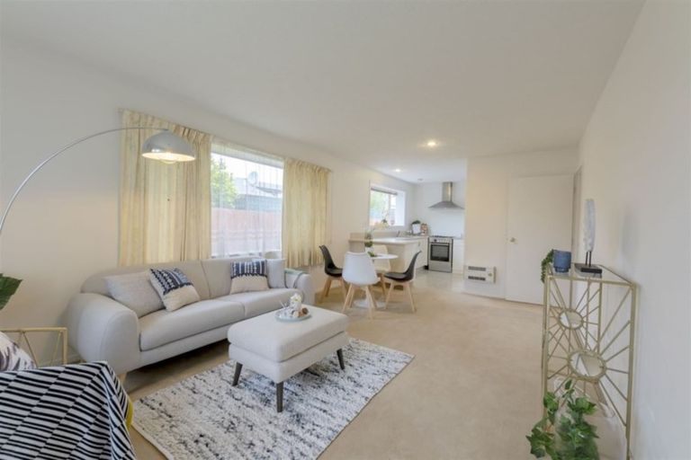 Photo of property in 4/50a Division Street, Riccarton, Christchurch, 8041