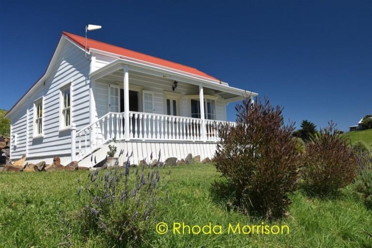 Photo of property in 2 Emay Crescent, Pahi, Paparoa, 0571