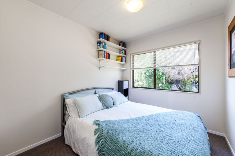 Photo of property in 60 Fidelis Avenue, Snells Beach, 0920