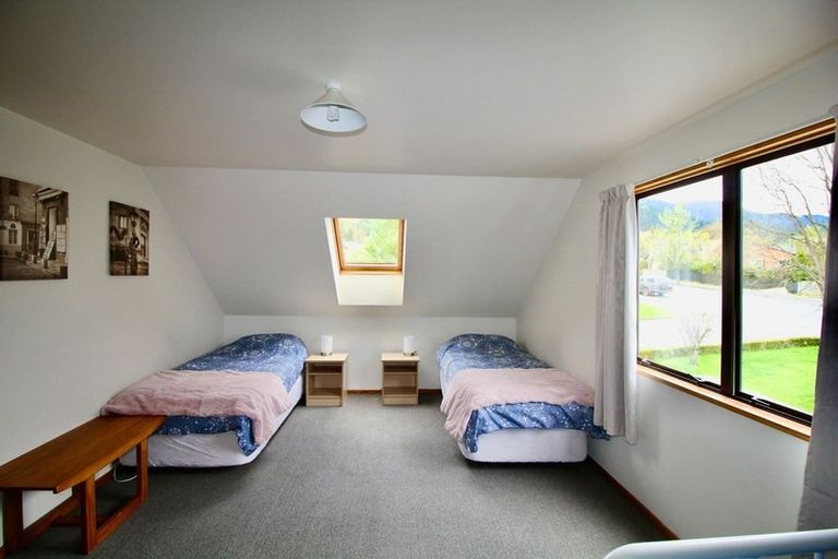 Photo of property in 1 Saint James Avenue, Hanmer Springs, 7334