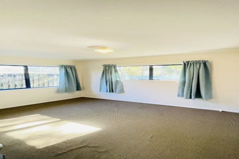 Photo of property in 14 Srah Place, East Tamaki, Auckland, 2013