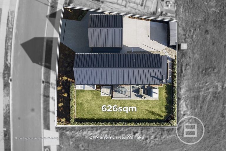 Photo of property in 21 Marjon Drive, Wanaka, 9305