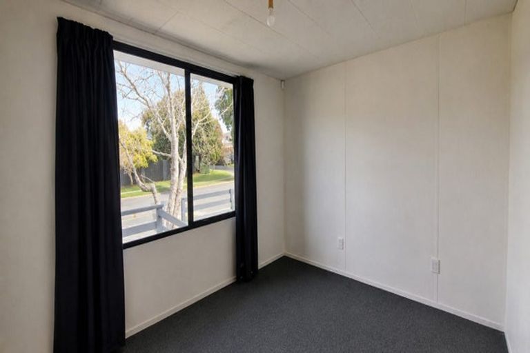 Photo of property in 101a Pohutukawa Drive, Owhata, Rotorua, 3010