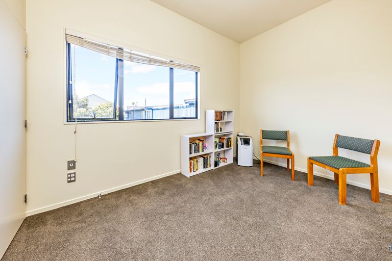Photo of property in 5v Dryden Place, Mount Wellington, Auckland, 1051