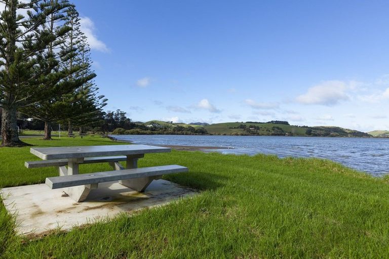 Photo of property in 14 Marchant Road, Hihi, Mangonui, 0494