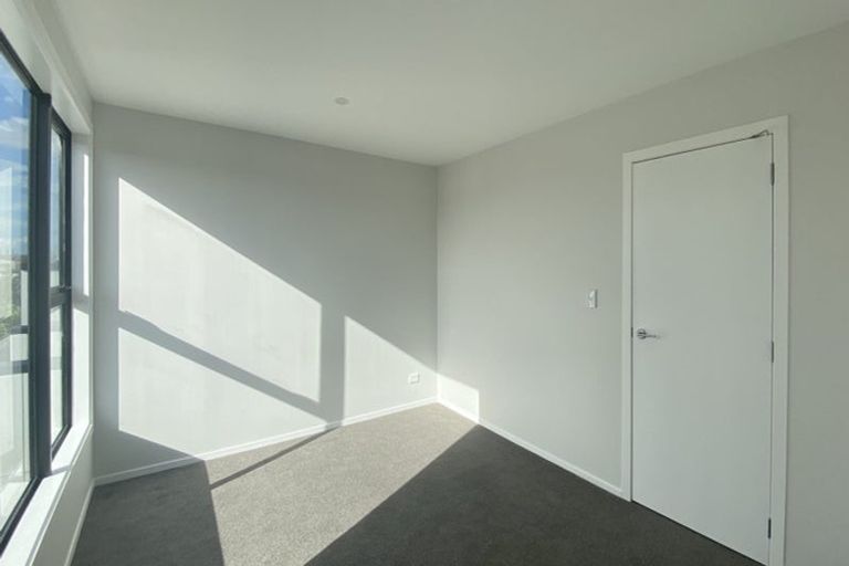 Photo of property in 9 Pukakaho Lane, Papatoetoe, Auckland, 2025