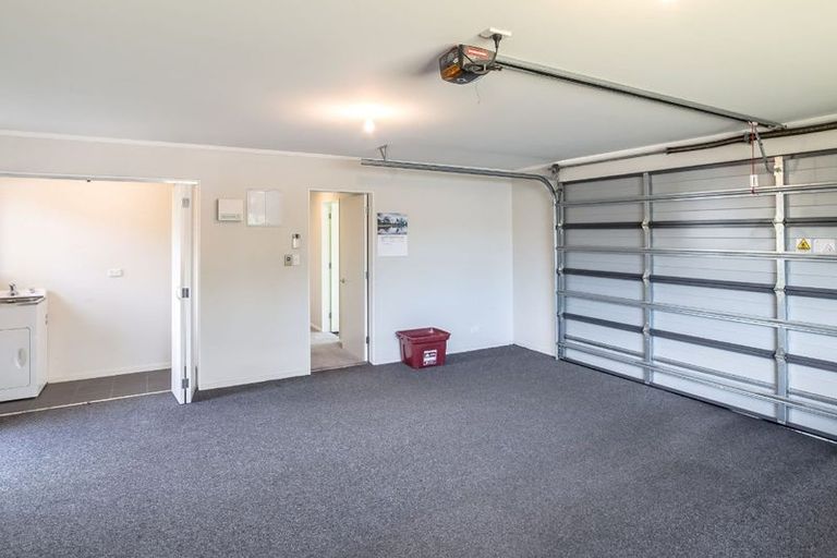 Photo of property in 12 Taylor Street, Carterton, 5713