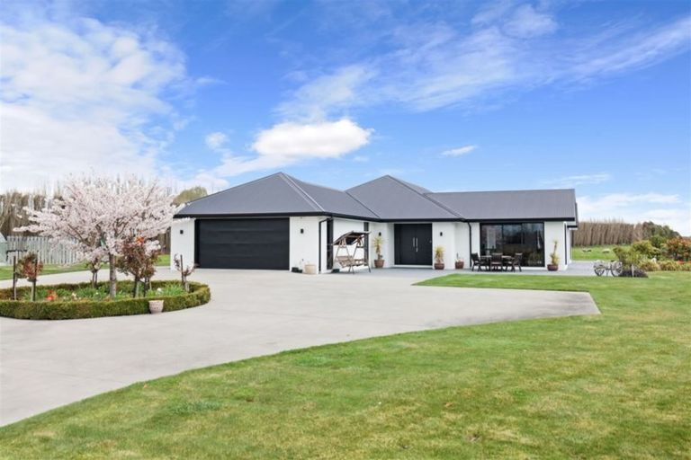 Photo of property in 35 Island Road, Clarkville, Kaiapoi, 7691