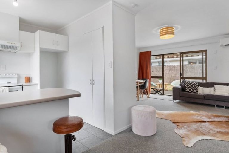 Photo of property in 2/100 Ranch Road, Mount Maunganui, 3116