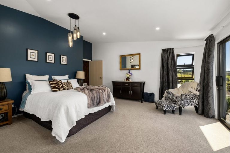 Photo of property in 65 Jamesons Esplanade, Haruru, 0204