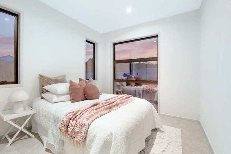 Photo of property in 26b Gulf Harbour Drive, Gulf Harbour, Whangaparaoa, 0930
