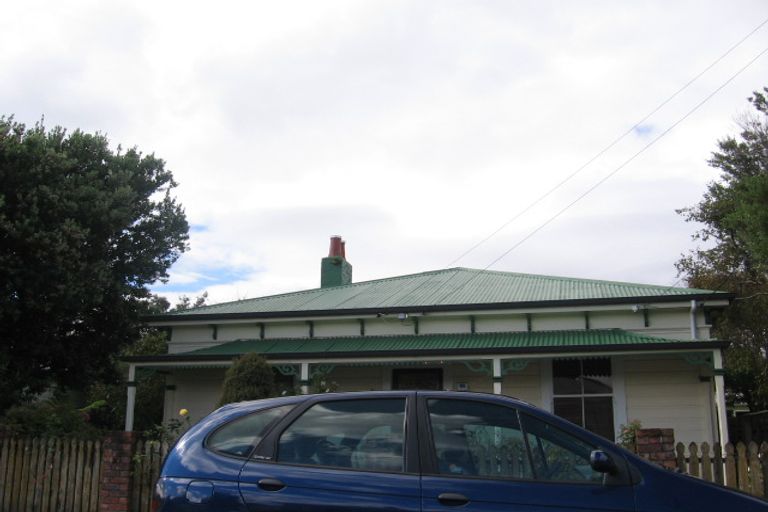 Photo of property in 24 Bay Street, Petone, Lower Hutt, 5012