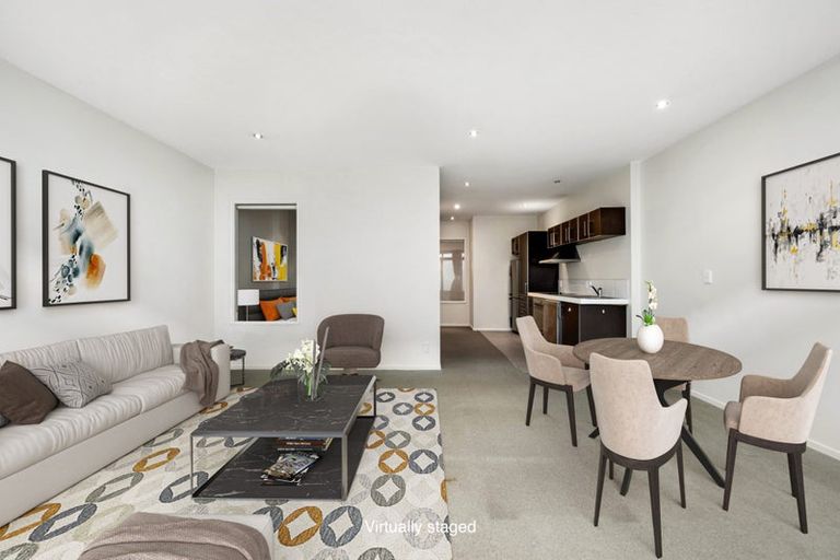 Photo of property in Las Olas De Cuba, 3/35 Torrens Terrace, Mount Cook, Wellington, 6011