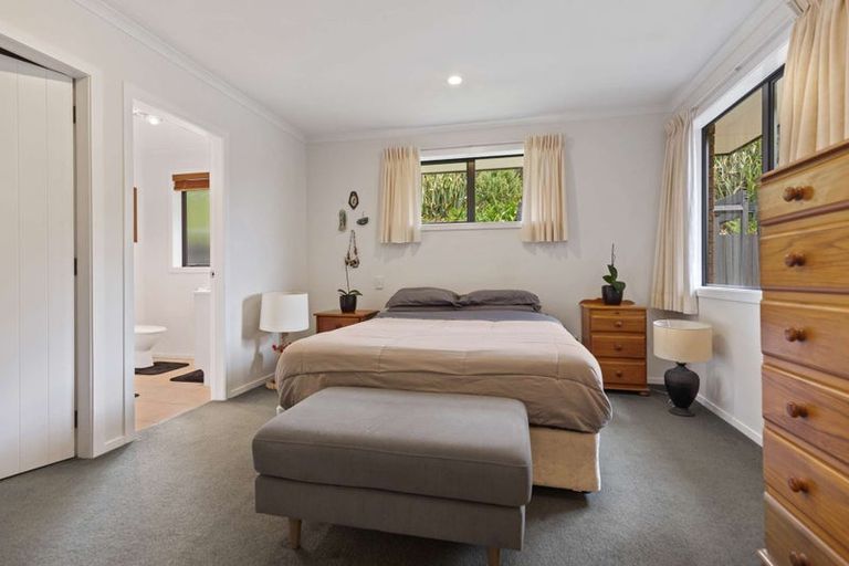 Photo of property in 18 Mickelson Avenue, Rototuna, Hamilton, 3210