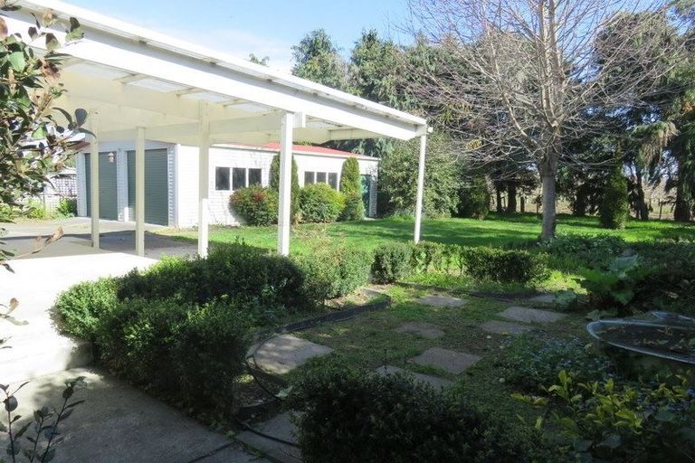 Photo of property in 99 Havelock Road, Havelock North, 4130