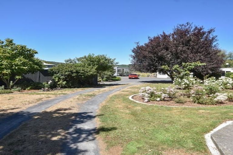 Photo of property in 1215 Centre Road, Henley, Outram, 9073