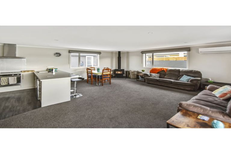 Photo of property in 20 Lakeland Avenue, Twizel, 7901