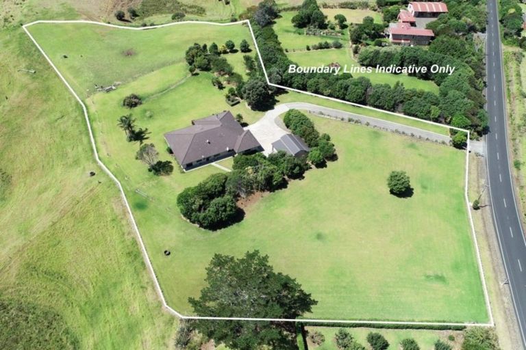 Photo of property in 3048 Awhitu Road, Awhitu, Waiuku, 2684