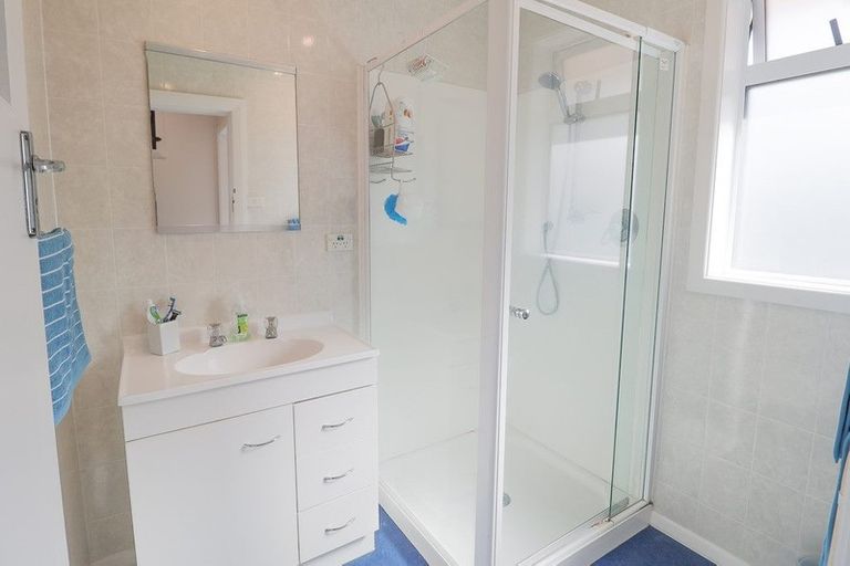 Photo of property in 38 Lindsay Road, Caversham, Dunedin, 9011