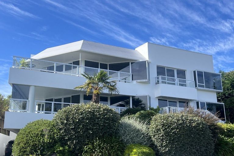 Photo of property in 1/2a Cracroft Terrace, Cashmere, Christchurch, 8022