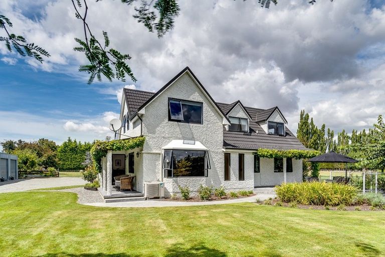 Photo of property in 1004 Riverslea Road South, Longlands, Hastings, 4172