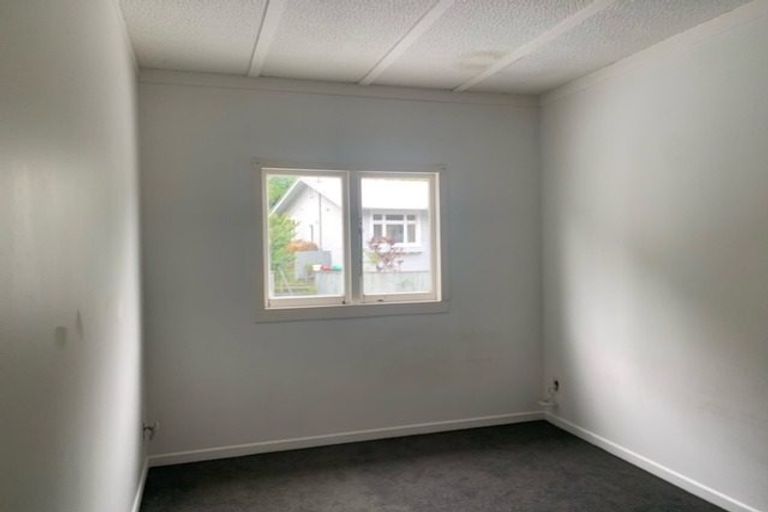 Photo of property in 32 Faraday Street, Hospital Hill, Napier, 4110
