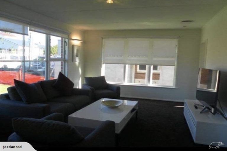 Photo of property in 39 Regina Street, Westmere, Auckland, 1022