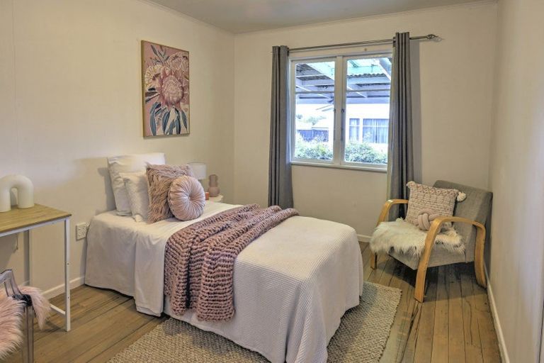 Photo of property in 37 Brandon Street, Featherston, 5710