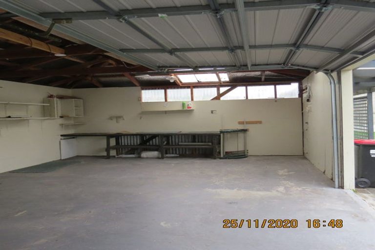 Photo of property in 25 Breadalbane Road, Havelock North, 4130