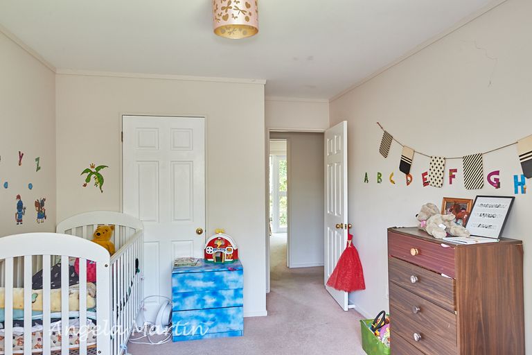 Photo of property in 155 Summerhill Drive, Fitzherbert, Palmerston North, 4410