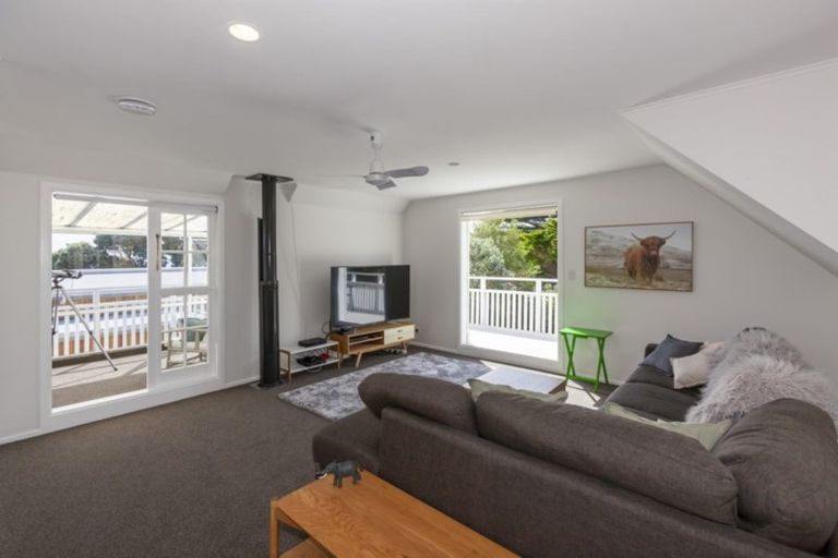 Photo of property in 19 Kainui Road, Raumati South, Paraparaumu, 5032