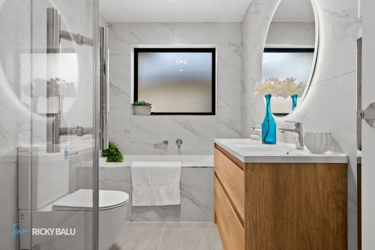 Photo of property in 18c Domain Road, Weymouth, Auckland, 2103