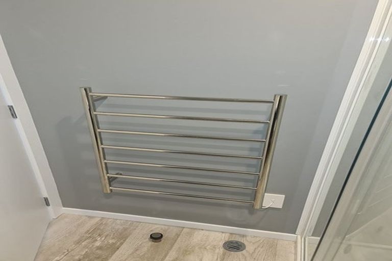 Photo of property in 16 Kopua Place, Whitby, Porirua, 5024