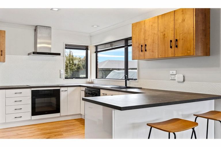 Photo of property in 14b Cameron Crescent, Rolleston, 7614