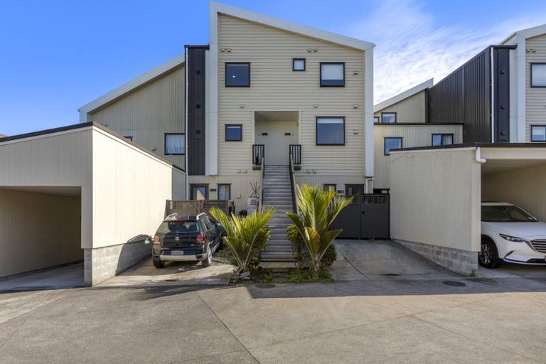 Photo of property in 2a Harakeke Road, Hobsonville, Auckland, 0616