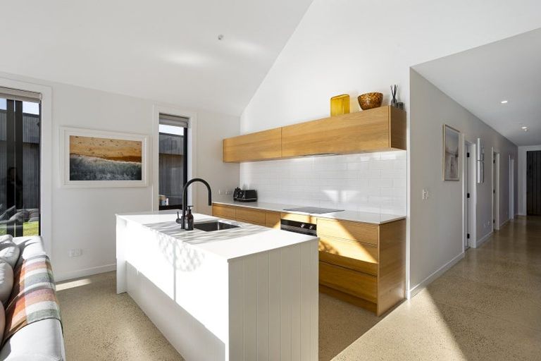 Photo of property in 1371b Taieri Mouth Road, Taieri Mouth, 9091