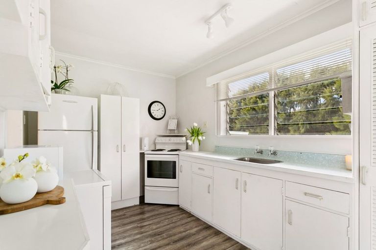 Photo of property in 129 Fred Taylor Drive, Whenuapai, Auckland, 0814