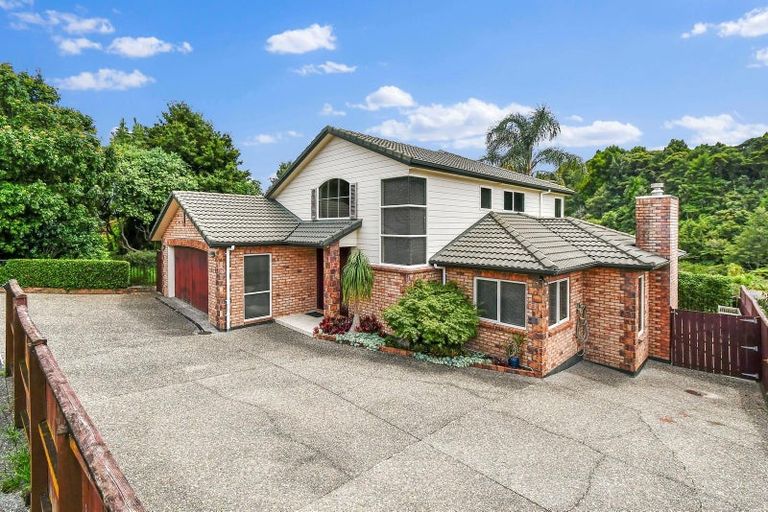 Photo of property in 146 Charles Prevost Drive, The Gardens, Auckland, 2105