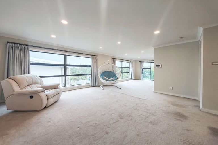 Photo of property in 4 Montrose Terrace, Mairangi Bay, Auckland, 0630