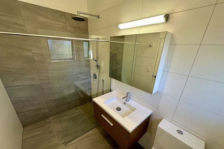 Photo of property in 252a Fernhill Road, Sunshine Bay, Queenstown, 9300