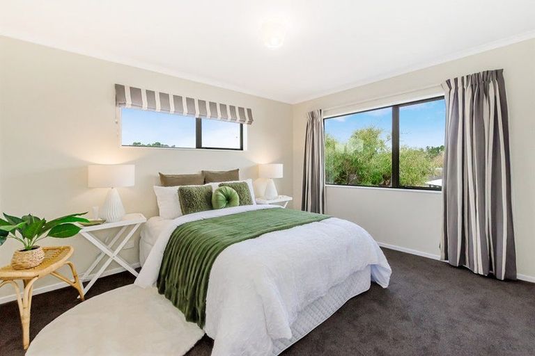 Photo of property in 23 Ashleigh Way, Waikanae Beach, Waikanae, 5036