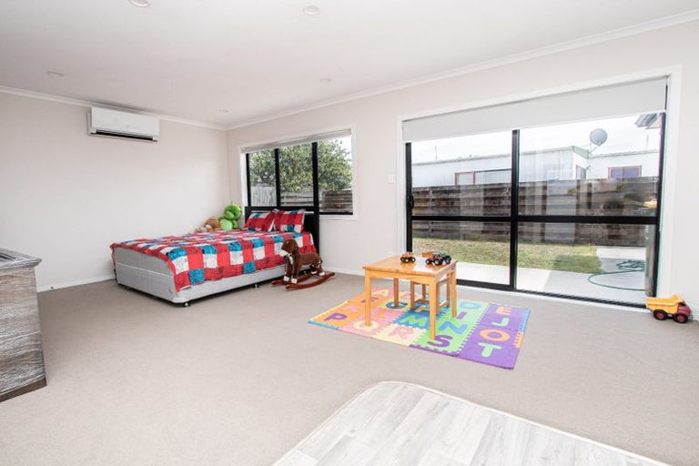 Photo of property in 2/9 Heath Street, Saint Andrews, Hamilton, 3200