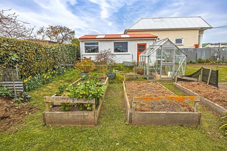 Photo of property in 61 Hull Street, South Hill, Oamaru, 9400