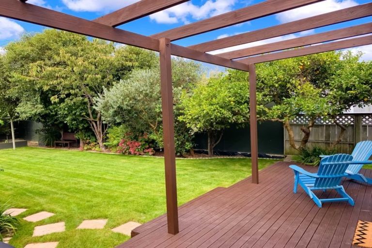 Photo of property in 156 Kings Crescent, Hutt Central, Lower Hutt, 5010