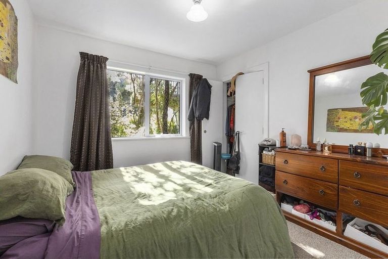 Photo of property in 12 Coleridge Street, Brooklyn, Wellington, 6021