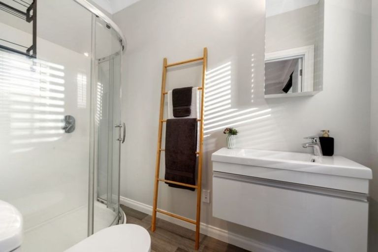 Photo of property in 1 Dudley Terrace, Frankton, Hamilton, 3204