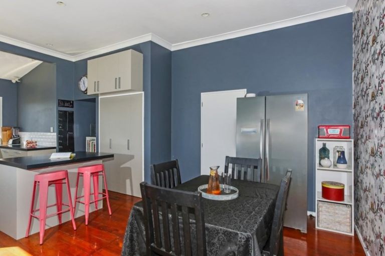 Photo of property in 295 Settlement Road, Puni, Pukekohe, 2678