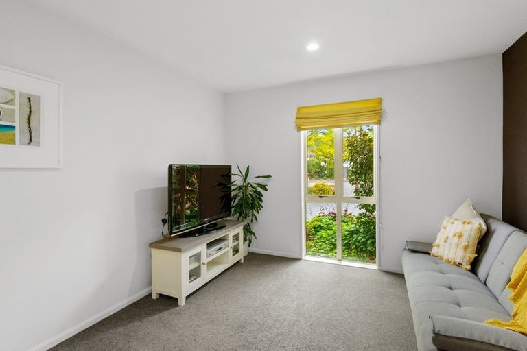 Photo of property in 7 Haddon Lane, Harewood, Christchurch, 8051