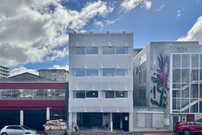 Photo of property in 4/32 Martin Square, Te Aro, Wellington, 6011